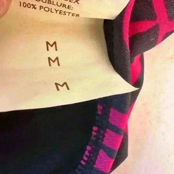 Woman’s swim Bikini Bathing Suit Bottom Only Perry Ellis Size Medium - Picture 4 of 7